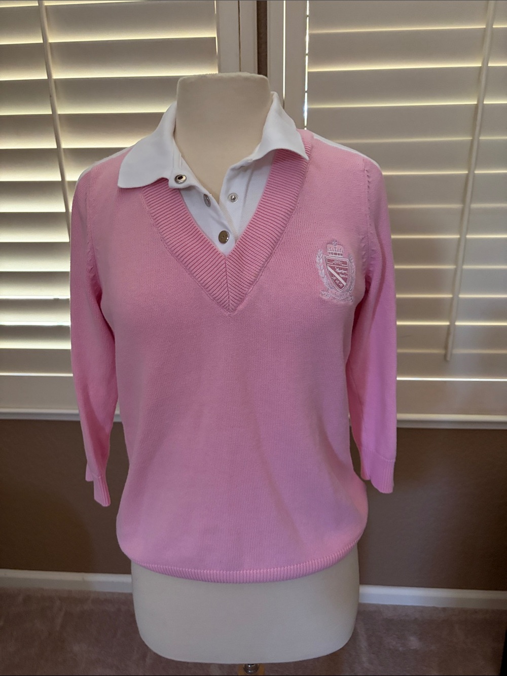 Lauren Ralph Lauren Women's Pink V-Neck Embroidered Sweater like new size M